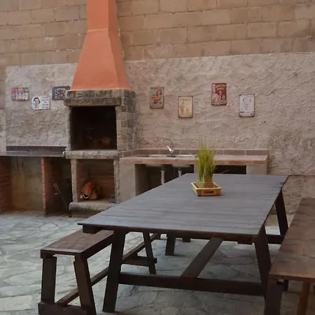 Villa La Casona Dels Avis *